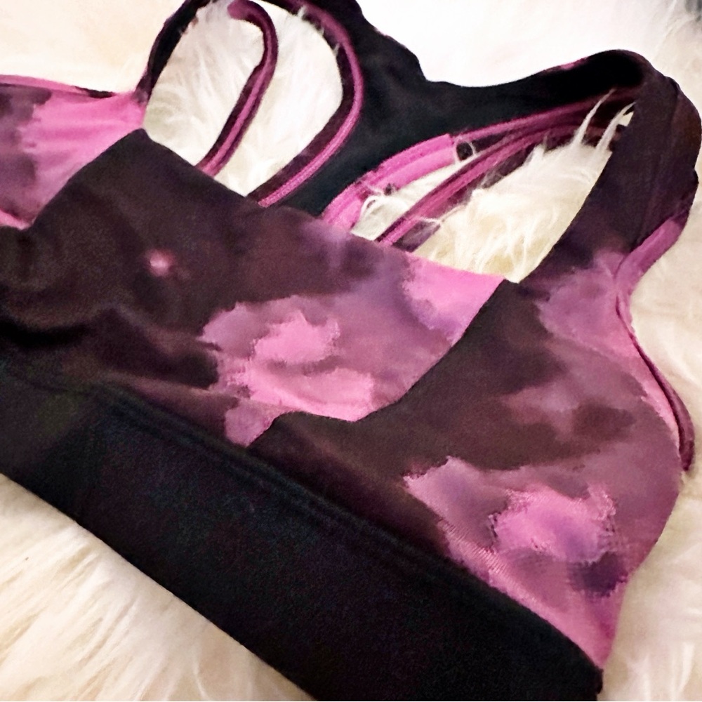 Lululemon Splendour Bra Sz 4 Blooming Raspberry/Black - Picture 9 of 15
